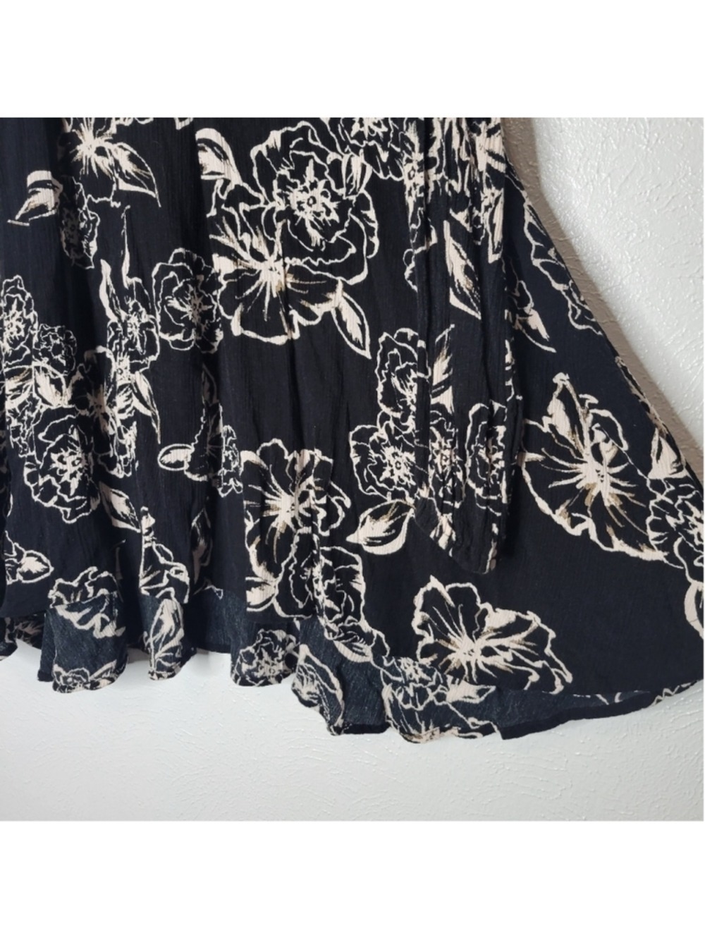 Free People Black Foil Floral Swing Dress Women's Size XSmall - Picture 6 of 12